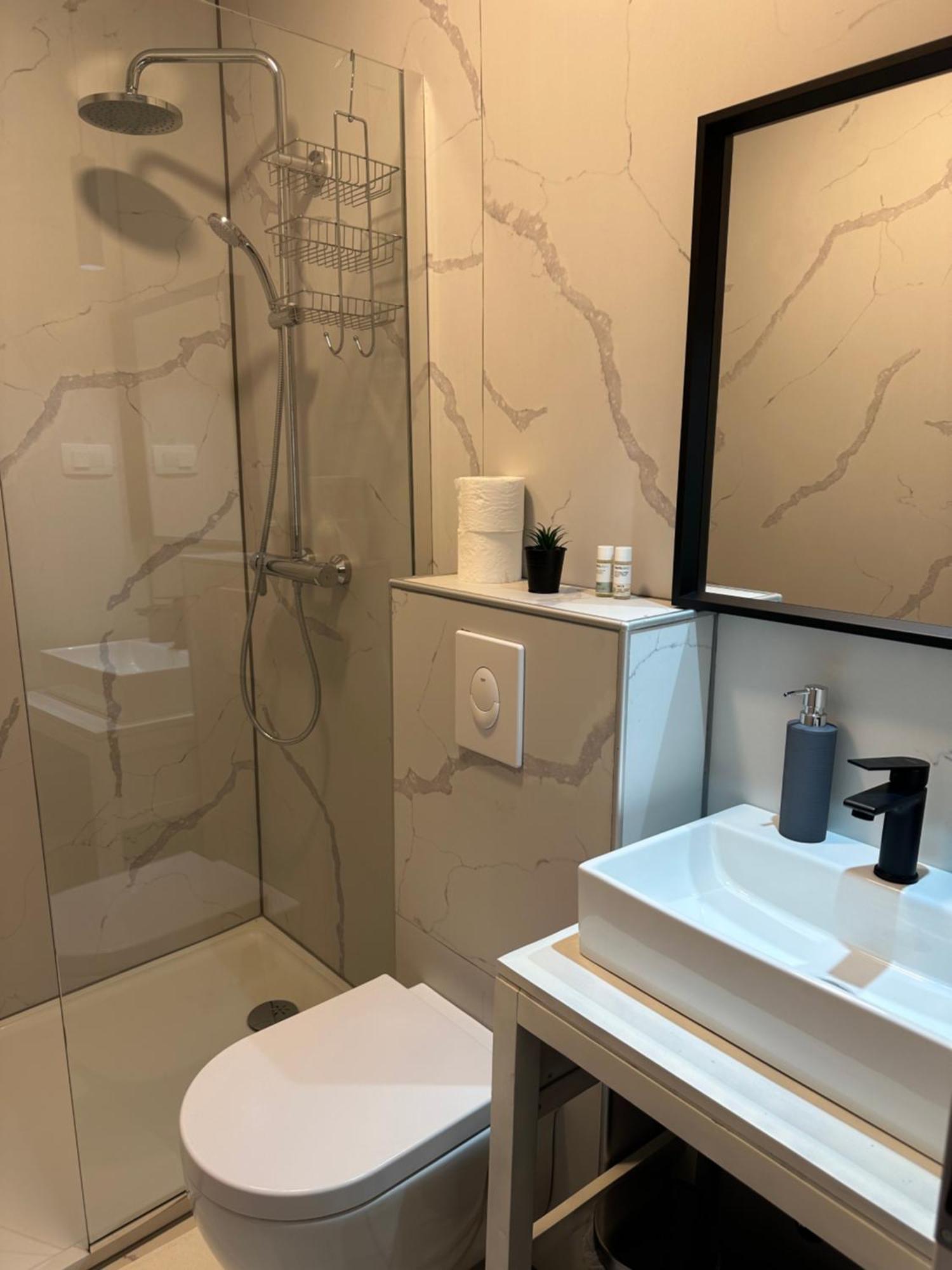 B&B Cvjetni Zagreb Ngoại thất bức ảnh