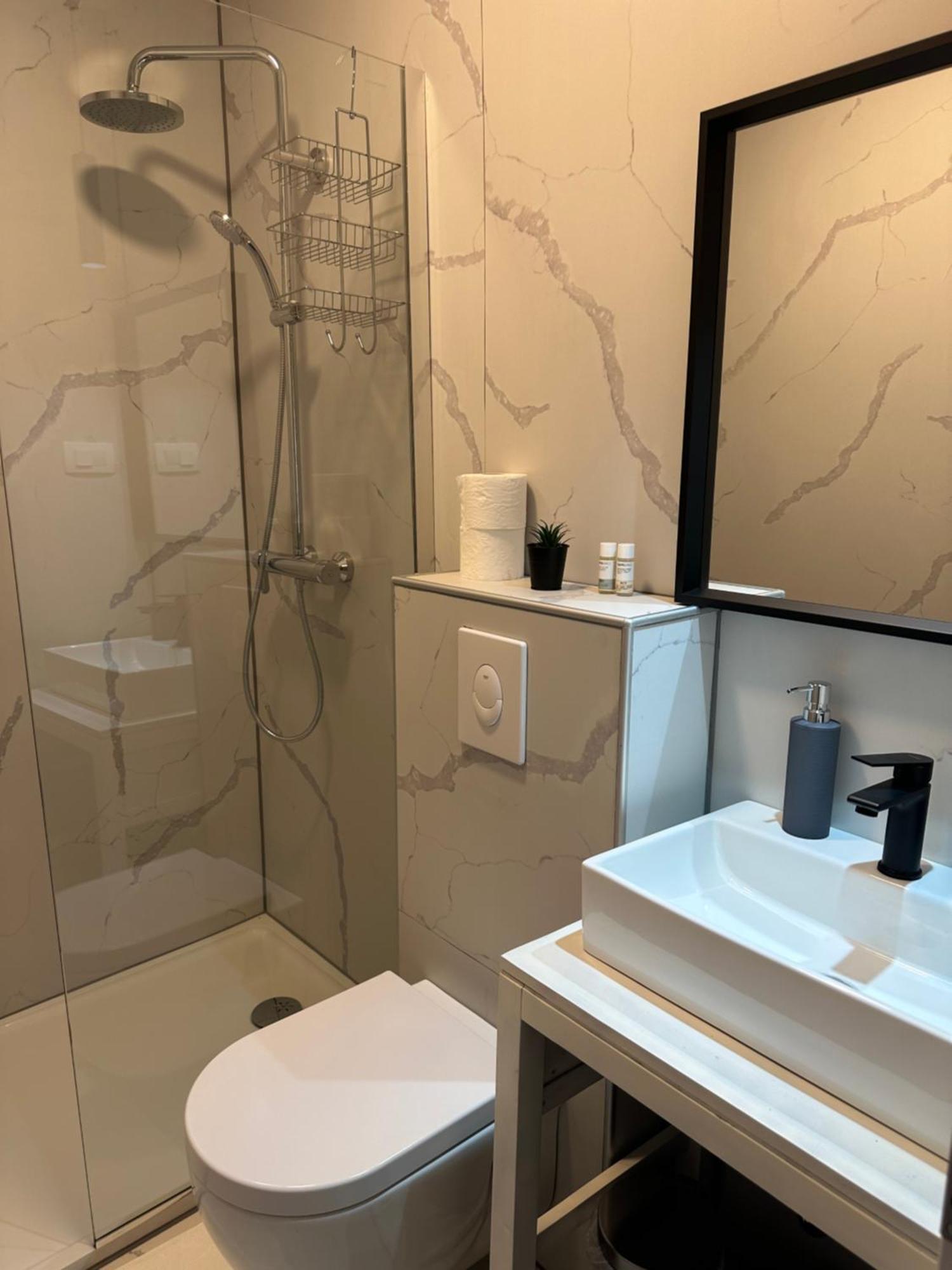 B&B Cvjetni Zagreb Ngoại thất bức ảnh